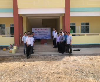 BÀN GIAO CÔNG TRÌNH TRƯỜNG TRUNG HỌC CƠ SỞ THẠNH HƯNG